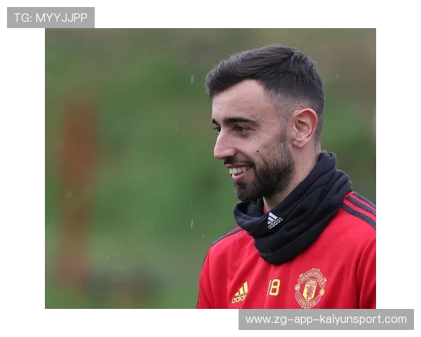 布鲁诺任意球助攻曼联完成绝杀